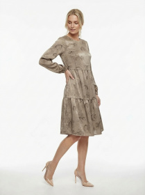 Платье ярусное бежевое